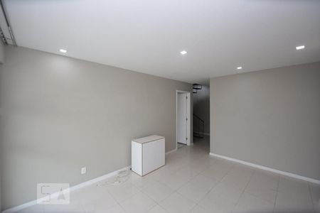 Apartamento para alugar com 3 quartos, 154m² em Recreio dos Bandeirantes, Rio de Janeiro