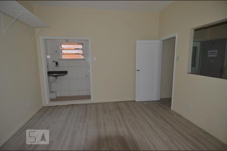 Studio à venda com 32m², 1 quarto e sem vagaSala