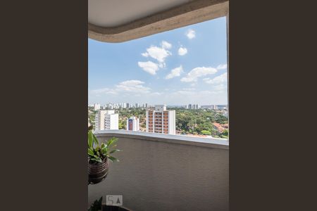 Varanda  de apartamento à venda com 2 quartos, 47m² em Chácara Santo Antônio (zona Sul), São Paulo