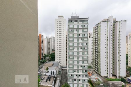Vista de apartamento à venda com 2 quartos, 68m² em Moema, São Paulo