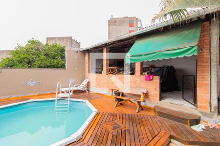 Piscina de casa à venda com 3 quartos, 165m² em Santa Tereza, Porto Alegre