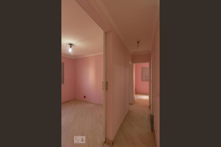 Corredor de apartamento para alugar com 3 quartos, 70m² em Vila Matilde, São Paulo
