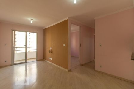 Sala de apartamento para alugar com 3 quartos, 70m² em Vila Matilde, São Paulo