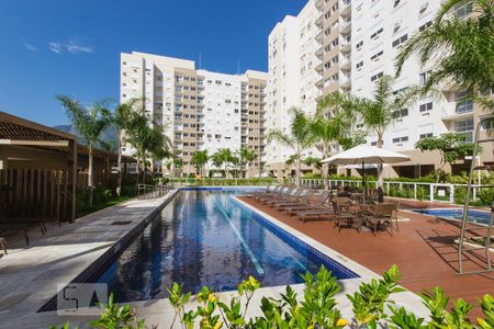 Apartamento para alugar com 74m², 2 quartos e 1 vagaPiscina