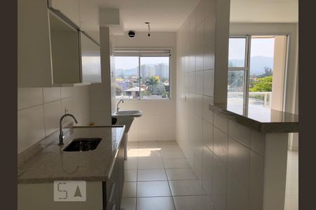 Apartamento para alugar com 74m², 2 quartos e 1 vagaCozinha e Área de Serviço