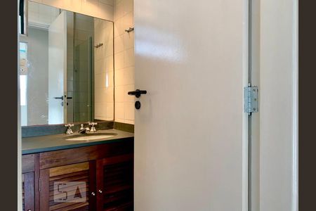 Cozinha de apartamento para alugar com 2 quartos, 75m² em Vila Mariana, São Paulo