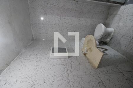 Banheiro de casa para alugar com 1 quarto, 40m² em Jardim Palmira, Guarulhos