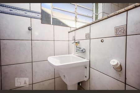 Casa para alugar com 60m², 2 quartos e sem vagaárea de serviço