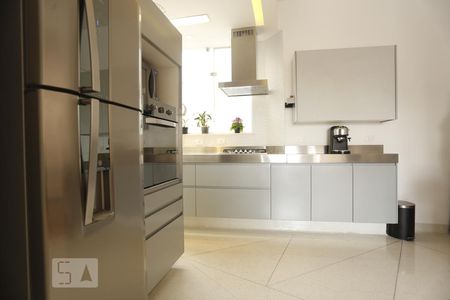 Apartamento à venda com 105m², 2 quartos e 1 vagaCozinha