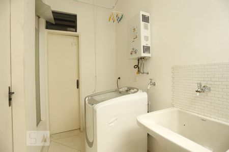 Apartamento à venda com 105m², 2 quartos e 1 vagaArea de Serviços