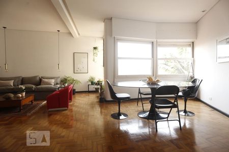 Sala de apartamento à venda com 2 quartos, 105m² em Jardim Paulista, São Paulo