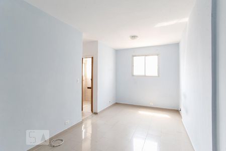 Sala/Quarto  de Apartamento com 1 quarto, 30m² Saúde