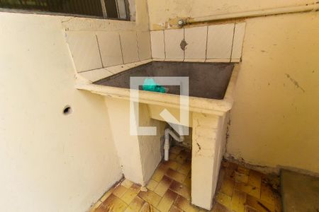 Casa à venda com 165m², 2 quartos e 2 vagas Casa à venda com 165m², 2 quartos e 2 vagasÁrea de Serviço