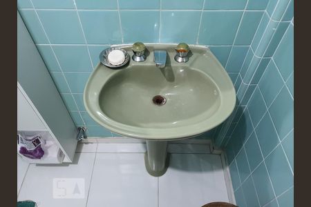 Apartamento à venda com 46m², 1 quarto e sem vaga Apartamento à venda com 46m², 1 quarto e sem vagaDetalhe do banheiro