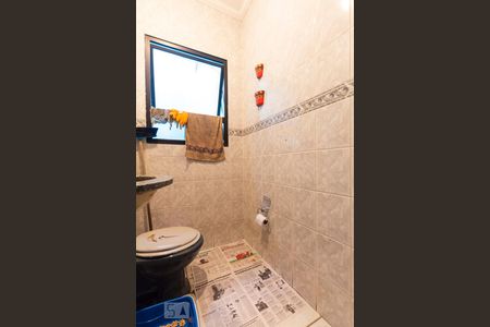 Casa à venda com 168m², 3 quartos e 2 vagasLavabo