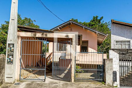 Casa para alugar com 45m², 2 quartos e 1 vagaFachada