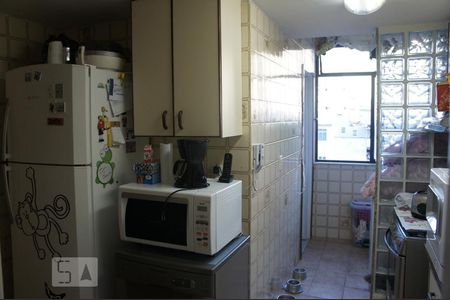 Apartamento à venda com 90m², 2 quartos e 1 vaga Apartamento à venda com 90m², 2 quartos e 1 vagaCozinha