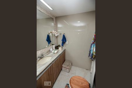 Banheiro de apartamento à venda com 2 quartos, 75m² em Lins de Vasconcelos, Rio de Janeiro