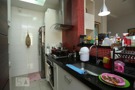 Apartamento à venda com 98m², 2 quartos e sem vagaCozinha