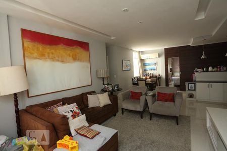 Apartamento à venda com 98m², 2 quartos e sem vagaSala