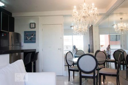 Apartamento à venda com 68m², 2 quartos e 1 vaga Apartamento à venda com 68m², 2 quartos e 1 vagaSala