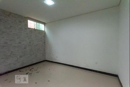Casa à venda com 890m², 5 quartos e 7 vagasQuarto