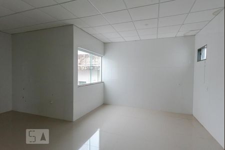 Casa à venda com 890m², 5 quartos e 7 vagasCozinha do piso 3