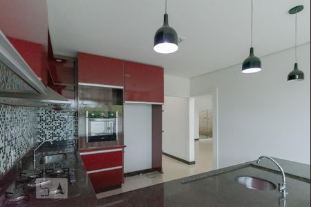 Casa à venda com 890m², 5 quartos e 7 vagasCozinha - Armários