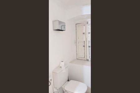 Banheiro de casa à venda com 4 quartos, 450m² em Centro, Belo Horizonte