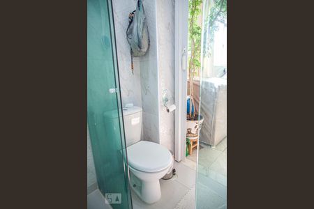 Apartamento à venda com 100m², 2 quartos e sem vaga Apartamento à venda com 100m², 2 quartos e sem vagaBanheiro