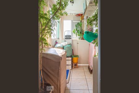 Apartamento à venda com 100m², 2 quartos e sem vaga Apartamento à venda com 100m², 2 quartos e sem vagaLavanderia