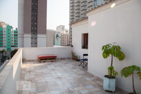 Apartamento à venda com 100m², 2 quartos e sem vaga Apartamento à venda com 100m², 2 quartos e sem vagaTerraço