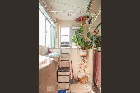 Apartamento à venda com 100m², 2 quartos e sem vaga Apartamento à venda com 100m², 2 quartos e sem vagaLavanderia