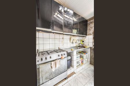 Casa à venda com 511m², 3 quartos e 4 vagas Casa à venda com 511m², 3 quartos e 4 vagasEdícula - Cozinha