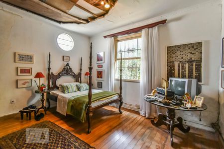 Casa à venda com 511m², 3 quartos e 4 vagas Casa à venda com 511m², 3 quartos e 4 vagasSuíte 2