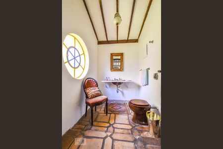 Casa à venda com 511m², 3 quartos e 4 vagas Casa à venda com 511m², 3 quartos e 4 vagasLavabo