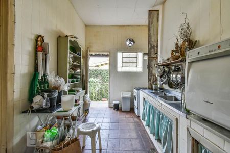 Casa à venda com 511m², 3 quartos e 4 vagas Casa à venda com 511m², 3 quartos e 4 vagasCozinha