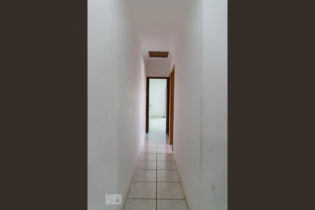 Casa à venda com 175m², 4 quartos e 2 vagas Casa à venda com 175m², 4 quartos e 2 vagasCorredor andar superior