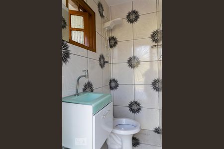 Casa à venda com 175m², 4 quartos e 2 vagas Casa à venda com 175m², 4 quartos e 2 vagasBanheiro Edícula