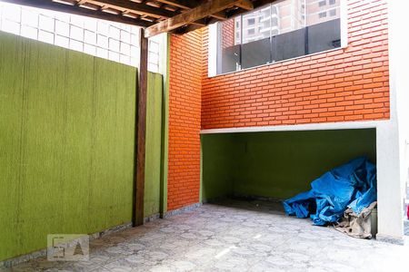 Casa à venda com 175m², 4 quartos e 2 vagas Casa à venda com 175m², 4 quartos e 2 vagasGaragem