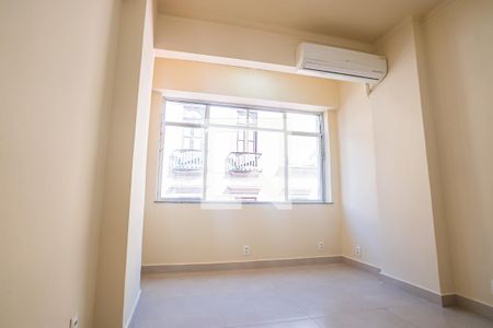 Studio de kitnet/studio para alugar com 1 quarto, 27m² em Centro, Rio de Janeiro