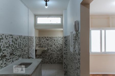 Cozinha e Área de Serviço de kitnet/studio para alugar com 1 quarto, 46m² em Bela Vista, São Paulo