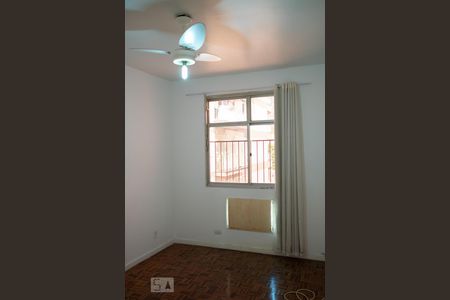 Apartamento à venda com 78m², 2 quartos e 2 vagas Apartamento à venda com 78m², 2 quartos e 2 vagasQuarto