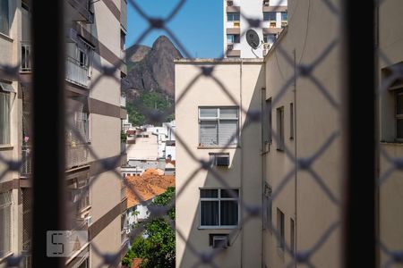 Apartamento à venda com 78m², 2 quartos e 2 vagas Apartamento à venda com 78m², 2 quartos e 2 vagasVista do Quarto