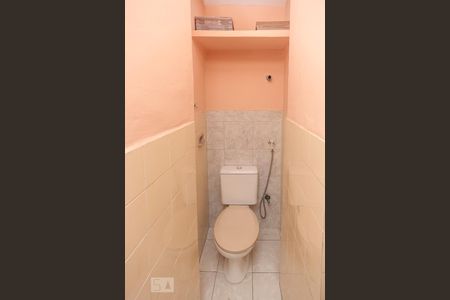 Apartamento à venda com 75m², 3 quartos e sem vagaBanheiro de Serviço