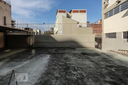 Apartamento à venda com 75m², 3 quartos e sem vagaPlay