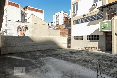 Apartamento à venda com 75m², 3 quartos e sem vagaPlay