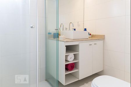 Banheiro de apartamento à venda com 2 quartos, 78m² em Santa Cecília, São Paulo