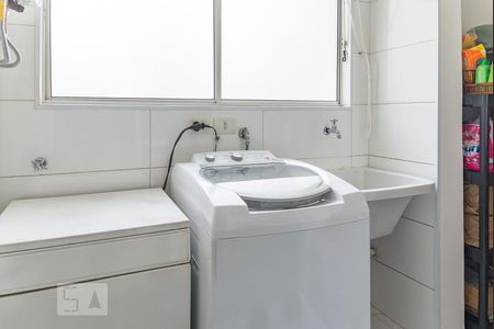 Apartamento à venda com 78m², 2 quartos e 1 vagaArea Serviço