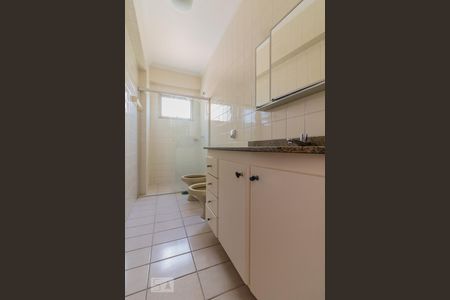 Banheiro de apartamento para alugar com 2 quartos, 86m² em Vila Homero Thon, Santo André